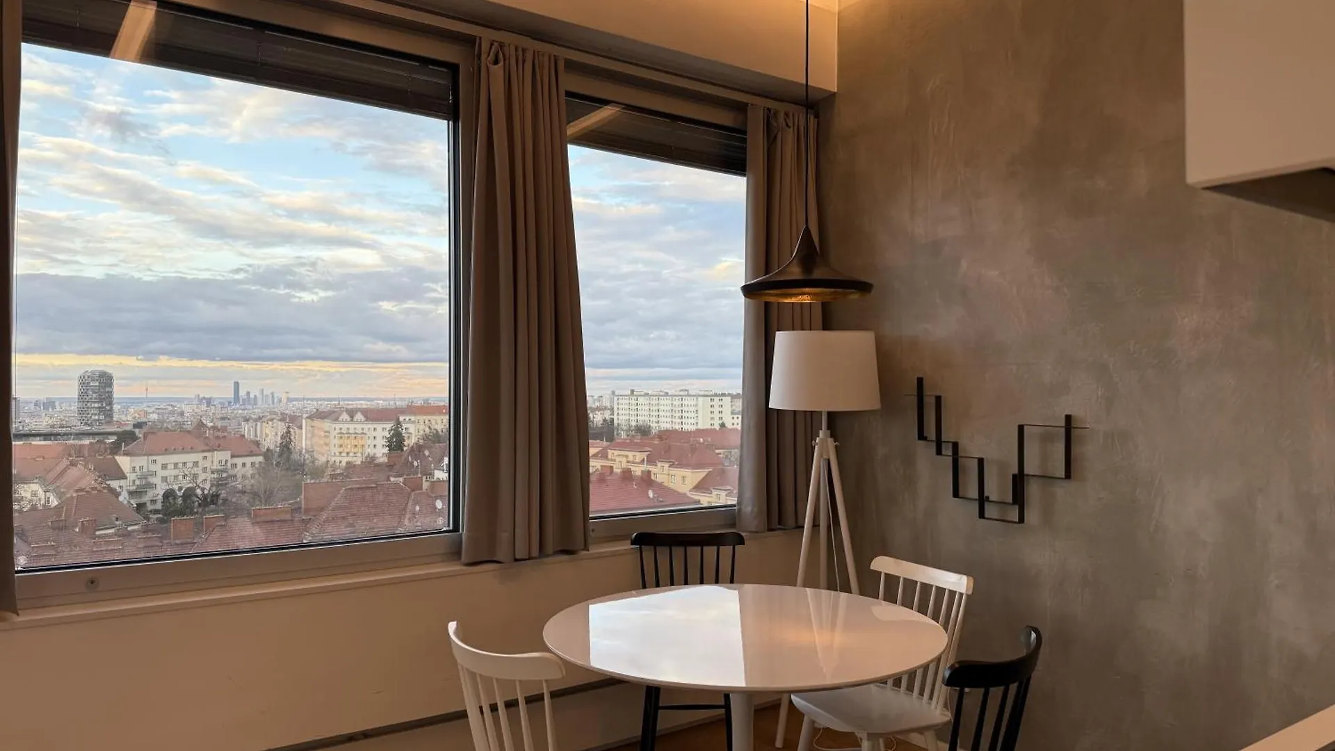 Exklusives Skyline-View Loft - Naehe Zentrum Wien Austria